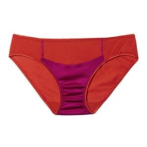 Araks Liselott panty in red 🥀 NWT